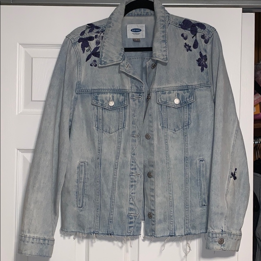 Old navy floral distressed jean jacket large